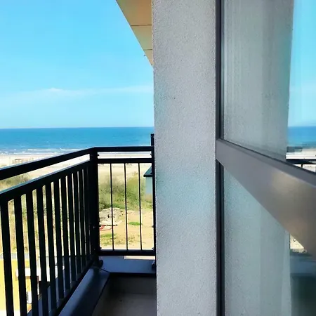 Sun Symphony At Mamaia Nord Beach Side Apartment Navodari